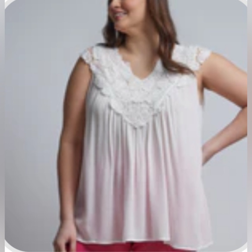 🍪 New York & Company White Crochet Bib Top 1X